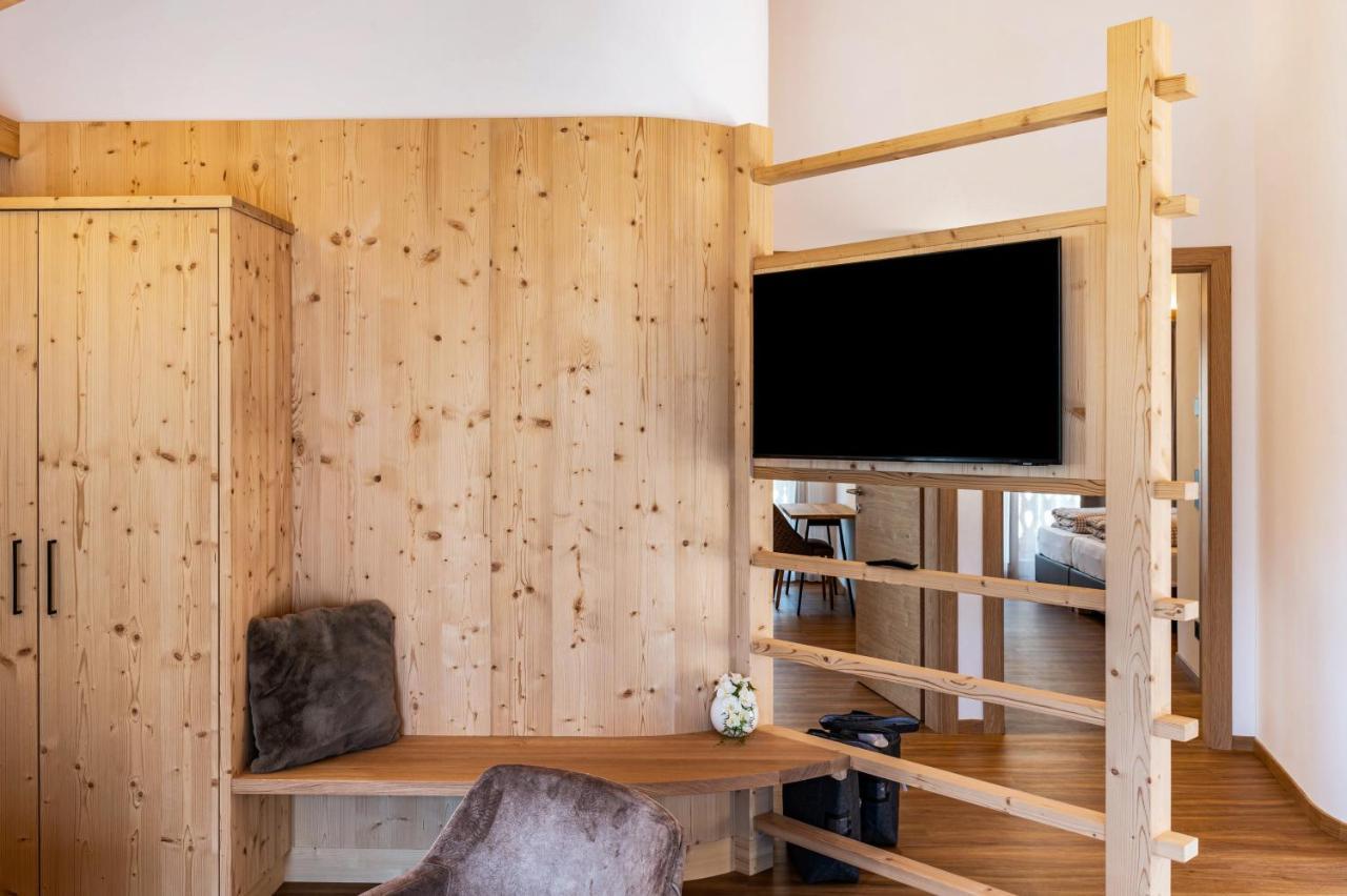 Les Ciases Chalets Dolomites Apt 3 St. Vigil Exterior foto